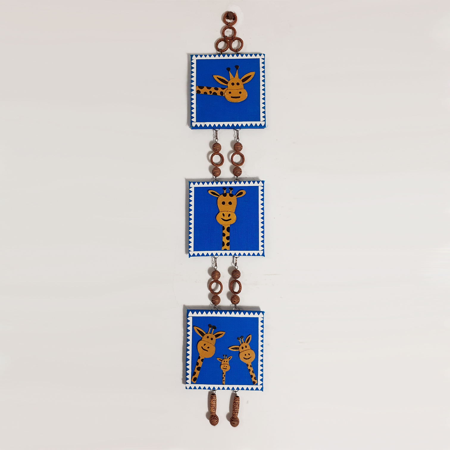 Twaksati Handmade Wondering Giraffe Wall Hanger -Blue